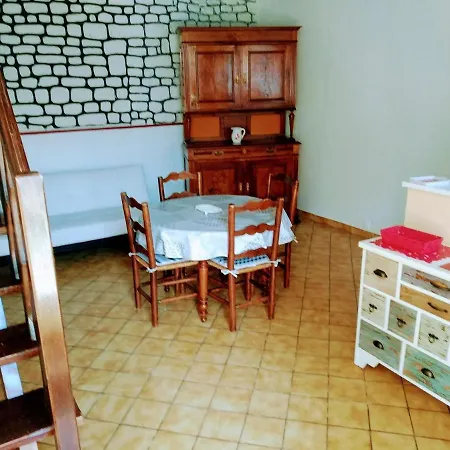 Châtellenie d Ardennes Fontenay-le-Comte Exterior foto